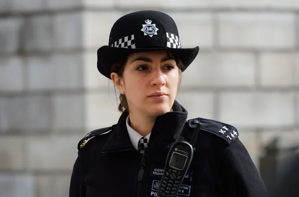 Metropolitan Policewoman on duty — Stock Photo, Image