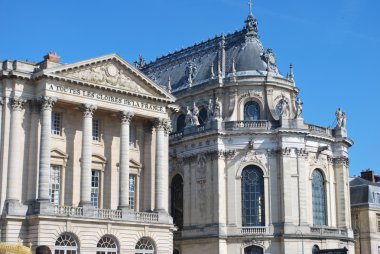 Versailles Chapel arka dan