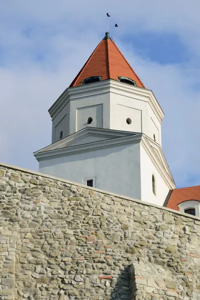 Torony a Pozsony vár Szlovákia — Stock Fotó