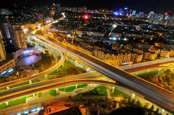 Qingdao cidade noite Imagens Royalty-Free