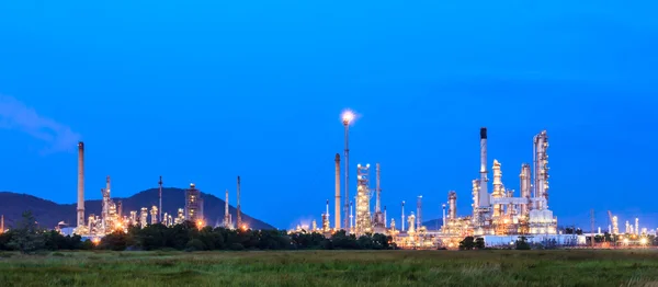 Oljeraffinaderianläggning Stockfoto