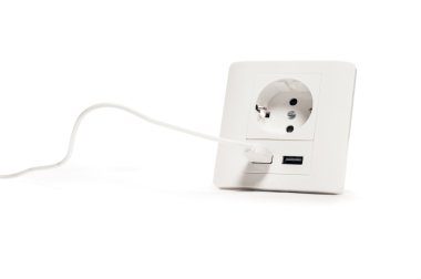 Şarj. İki usb şarj cihazı ile soket üzerinden somthing kullanılıyorsa