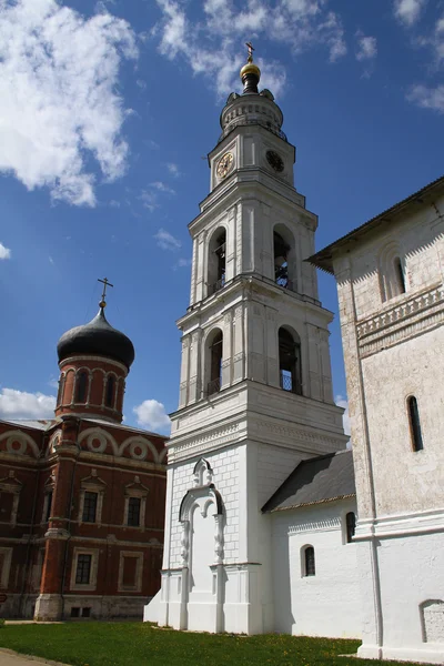 Belfry no Kremlin de Volokolamsk. Rússia — Fotografia de Stock