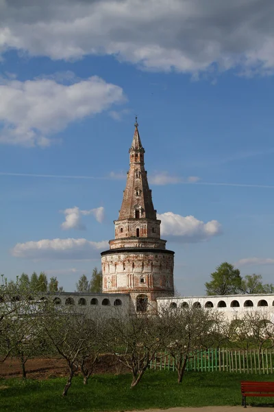 Wieża w Volokolamsku Józefa klasztor. Rosja, Moscow region — Zdjęcie stockowe