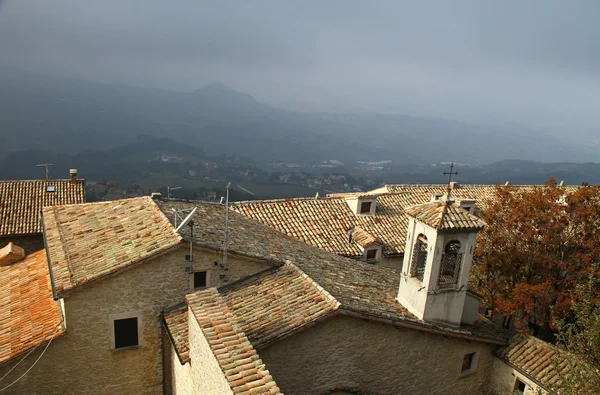 Dächer von San Marino — Stockfoto