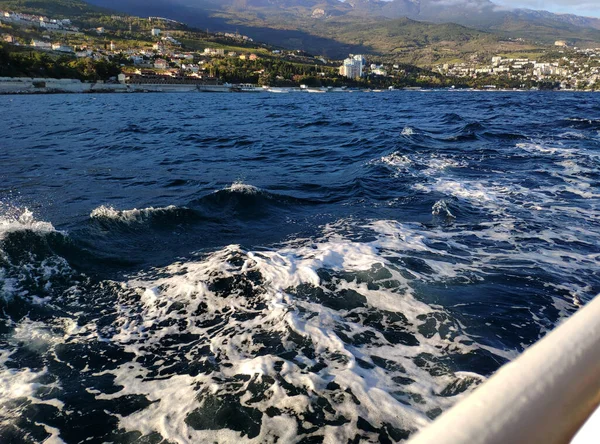 Kırım Yarımadası Karadeniz Güney Kıyısı Deniz Manzarası — Stok fotoğraf