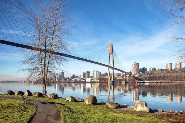 Linking Surrey and New Westminster — Stock Photo, Image