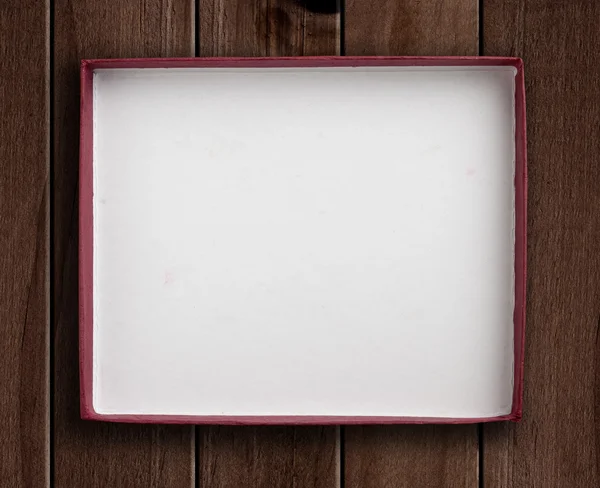 Leere Schachtel Auf Holztisch — Stockfoto