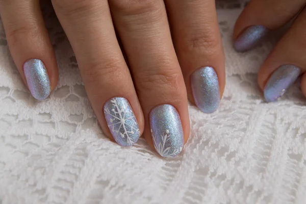 Winter Manicure Met Snowflackes Vrouw Handen — Stockfoto