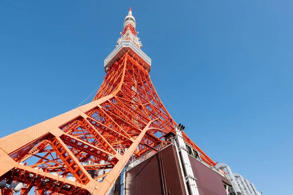 Tokio Japonsko Prosince 2015 Nízký Úhel Pohledu Tokijskou Věž Proti — Stock fotografie
