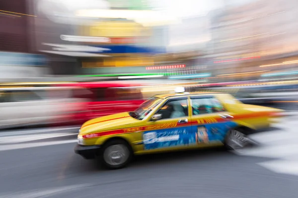 Tokio Japonia Grudnia 2015 Motion Blurred Taxi Heart Ginza District — Zdjęcie stockowe