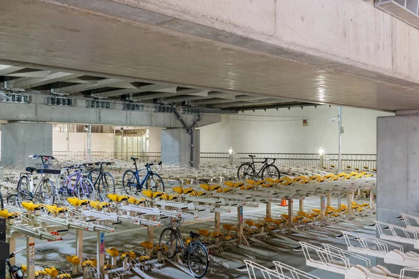 Tokyo Japan January 2016 Multi Level Bicycles Parking Indoor Garage — Stock Photo, Image