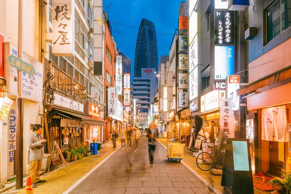 Tokio Japan Januar 2016 Straßenansicht Der Einkaufsstraße Nishi Shinjuku Mit — Stockfoto