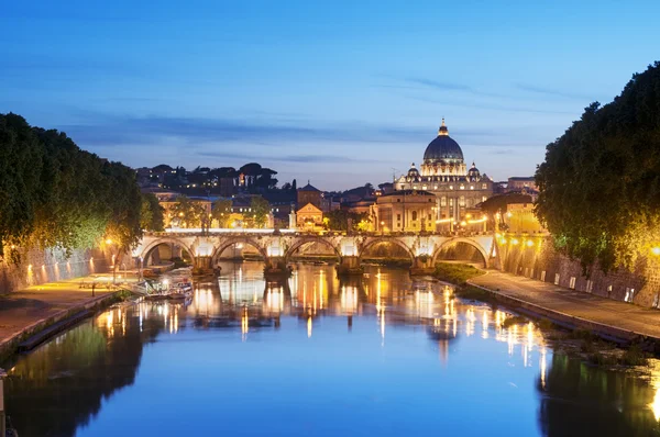 St. Peter's Basilica Roma - İtalya. — Stok fotoğraf