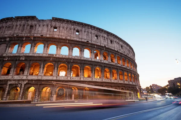 Colosseum, Řím - Itálie. — Stock fotografie