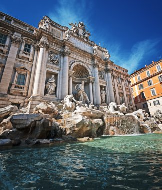 Trevi Çeşmesi, Roma - İtalya.