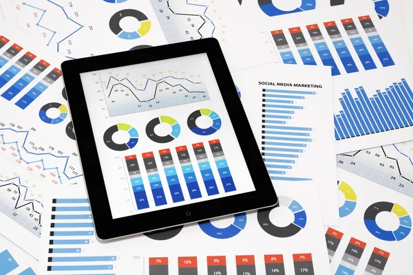 Business Charts on Tablet — Stock Photo, Image