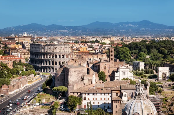 Koloseum a Forum Romanum — Stock fotografie