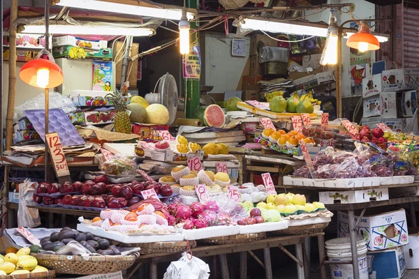 Market Stall em Graham Street Market.Graham Street Market é um destino turístico popular em Hong Kong . — Fotografia de Stock