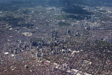 Metro Manila, Filipinler