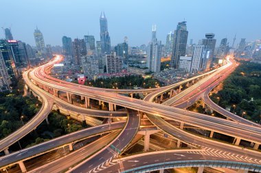 Shanghai otoyol ve yol kavşağı.