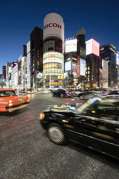 Ginza v noci, Tokyo - Japonsko. — Stock fotografie