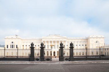 Rus Müzesi, St. Petersburg binada kış.