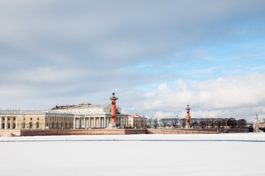 Tükürmek Vasilyevsky Island'ın, harika manzara. İcebound Neva. St
