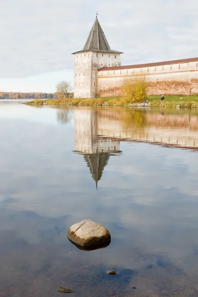 Wall of the Kirillo-Belozersky monastery. Architectural monument — Stock Photo, Image