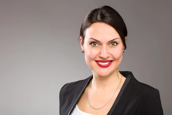 Retrato de la joven mujer de negocios feliz — Foto de Stock