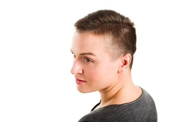 Portré gyönyörű nő rövid elegáns frizura — Stock Fotó