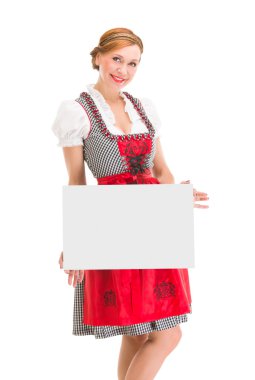 boş bir tabela holding dirndl, Bavyera kadında.