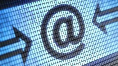 E-posta kutsal kişilerin resmi üstünde belgili tanımlık perde