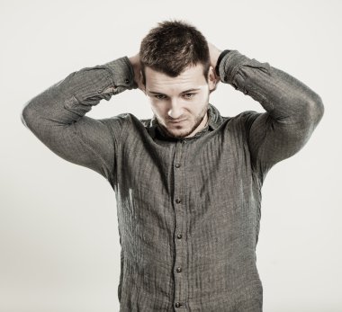 üzgün adam portresi