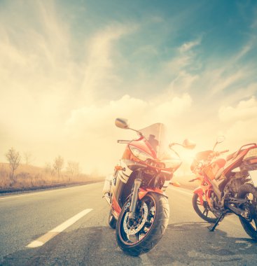 Bisiklet yolu üzerinde