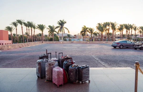 Egypte Sharm Sheikh 2021 Nieuwkomer Toeristen Bagage Bij Ingang Resort — Stockfoto