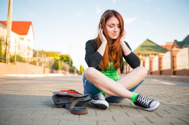 şehir dışına kız