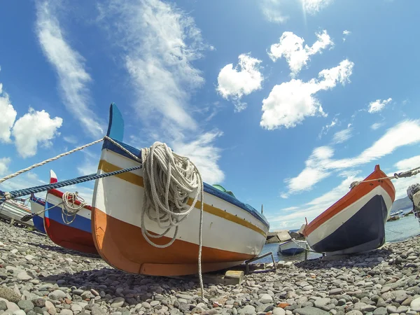 Лодки — стоковое фото