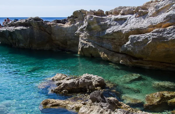 Pláž na Sicílii - rezervace Plemmirio Syrakusy — Stock fotografie