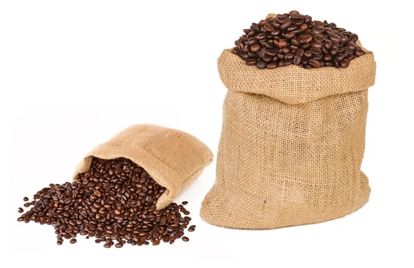 Bolsa de café - granos de café en lienzo saco de café aislado sobre fondo blanco — Foto de Stock