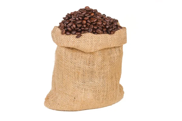 Torba do kawy - kawa w płótnie kawy worek na białym tle — Zdjęcie stockowe