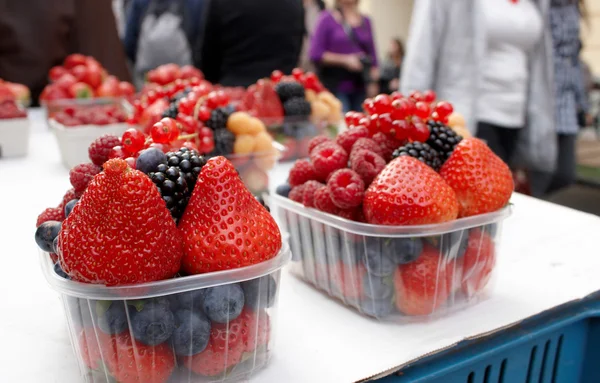 Bagas de frutas frescas — Fotografia de Stock