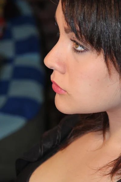 Adolescente Chica-sesión de maquillaje —  Fotos de Stock