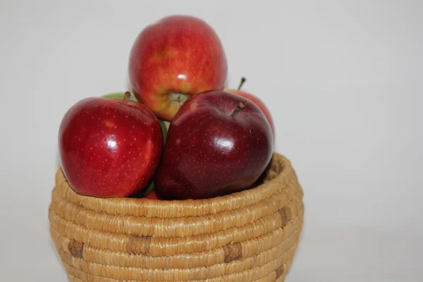 Apples, (Red) in Bowl — Stock Photo, Image