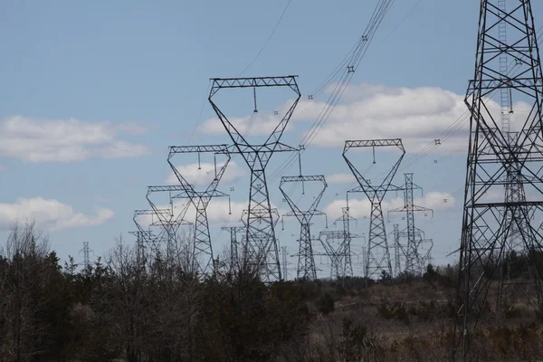 Hydro torn mot himlen — Stockfoto