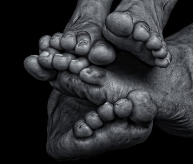 Yirmi ayak parmakları