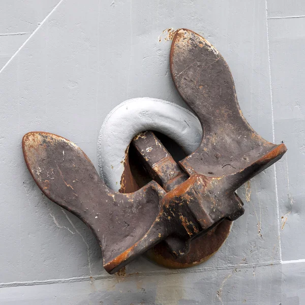 Old rusty anchor — Stock Photo, Image