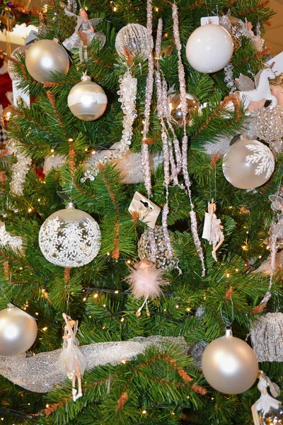 Silberne Kugeln Feen Diamantketten Weihnachten Karte Hintergrund — Stockfoto