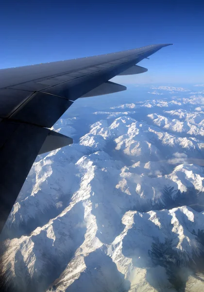 Aerial View of Southern Alps of New Zealand in Spring. — Stock Photo, Image