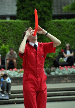 Johnathon Burns - dünya Buskers Festivali